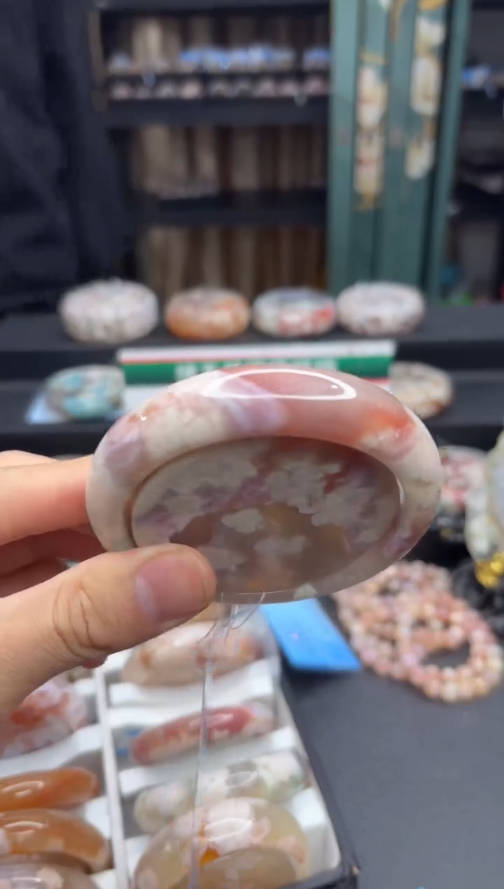 【闪购商品】石英质玉手镯未镶嵌67（63圈赠送镯心）