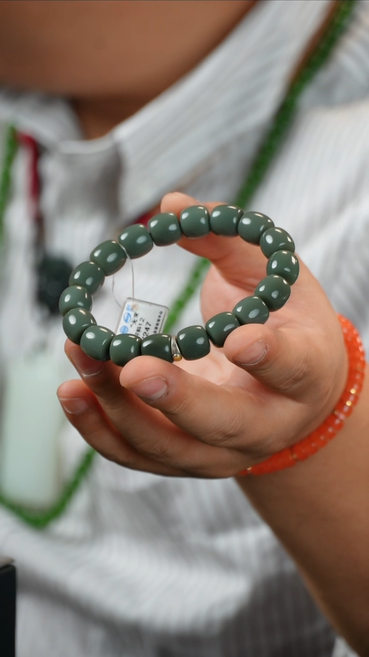 未镶嵌手串和田玉多样性发一件THTY247