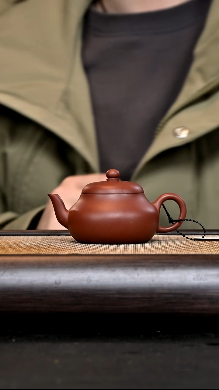 【闪购商品】紫砂茶壶GP15988 君德 红皮龙