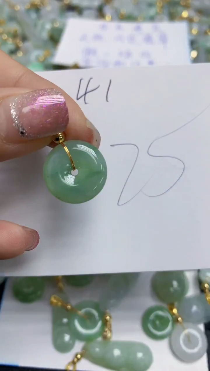 【闪购商品】翡翠颈饰合金天然翡翠A货