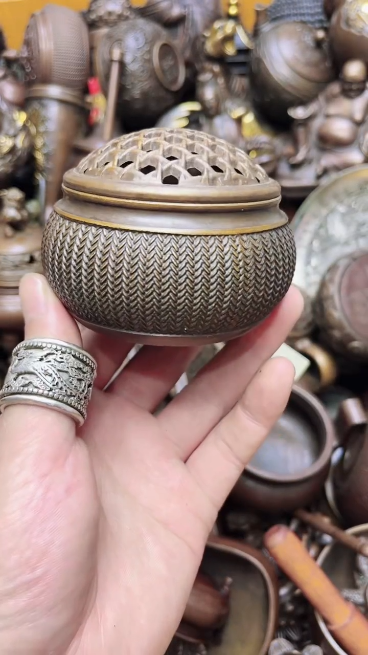 精美铜器  点击下单