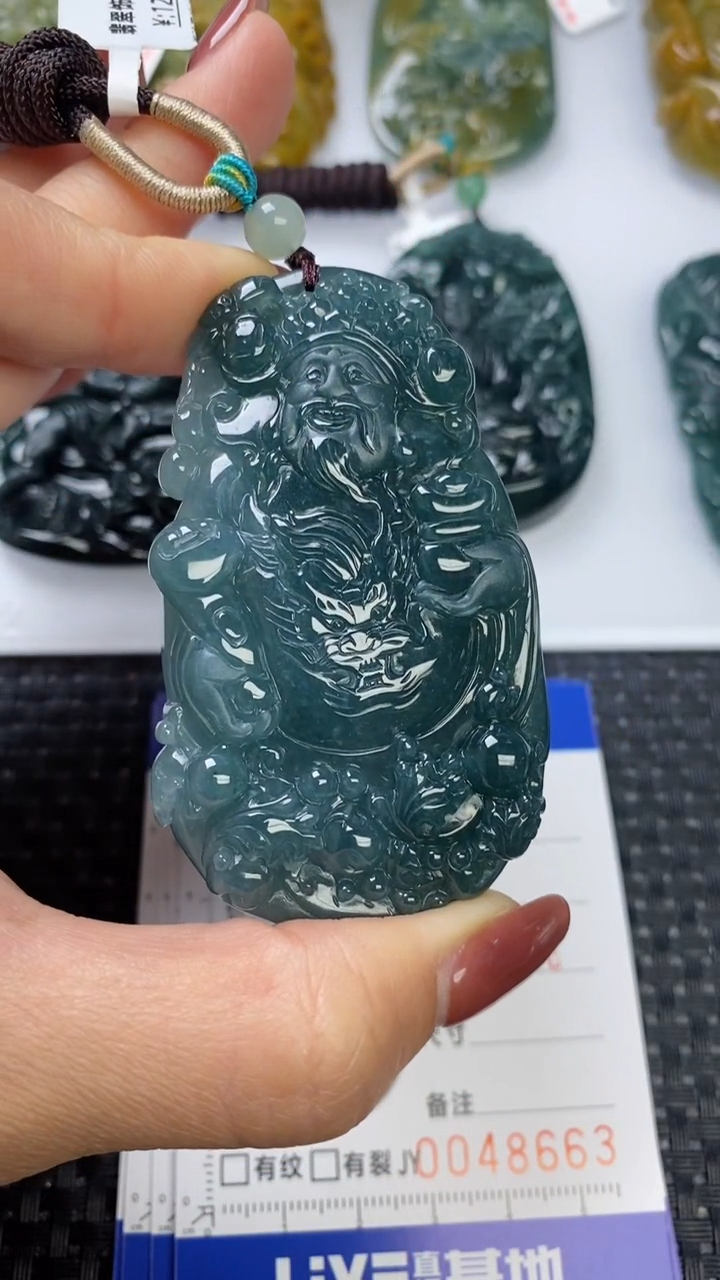 【闪购商品】翡翠颈饰未镶嵌11111111111111111