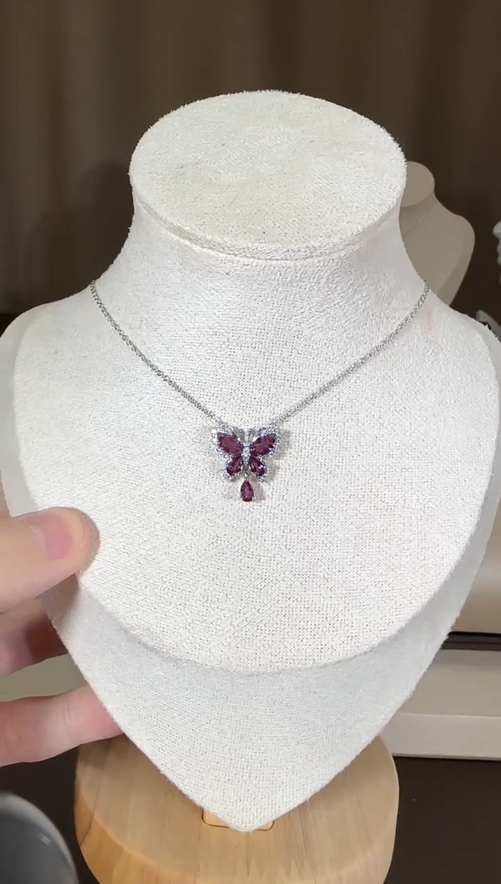 【闪购商品】石榴石颈饰银S925镶嵌16mm