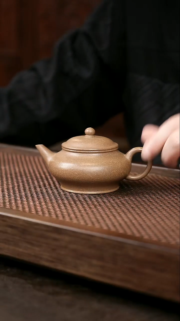 茶壶紫砂芝麻绿水平