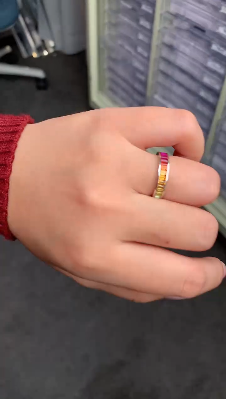 【闪购商品】彩色蓝宝石戒指18K金镶嵌2.7ct彩蓝宝戒指