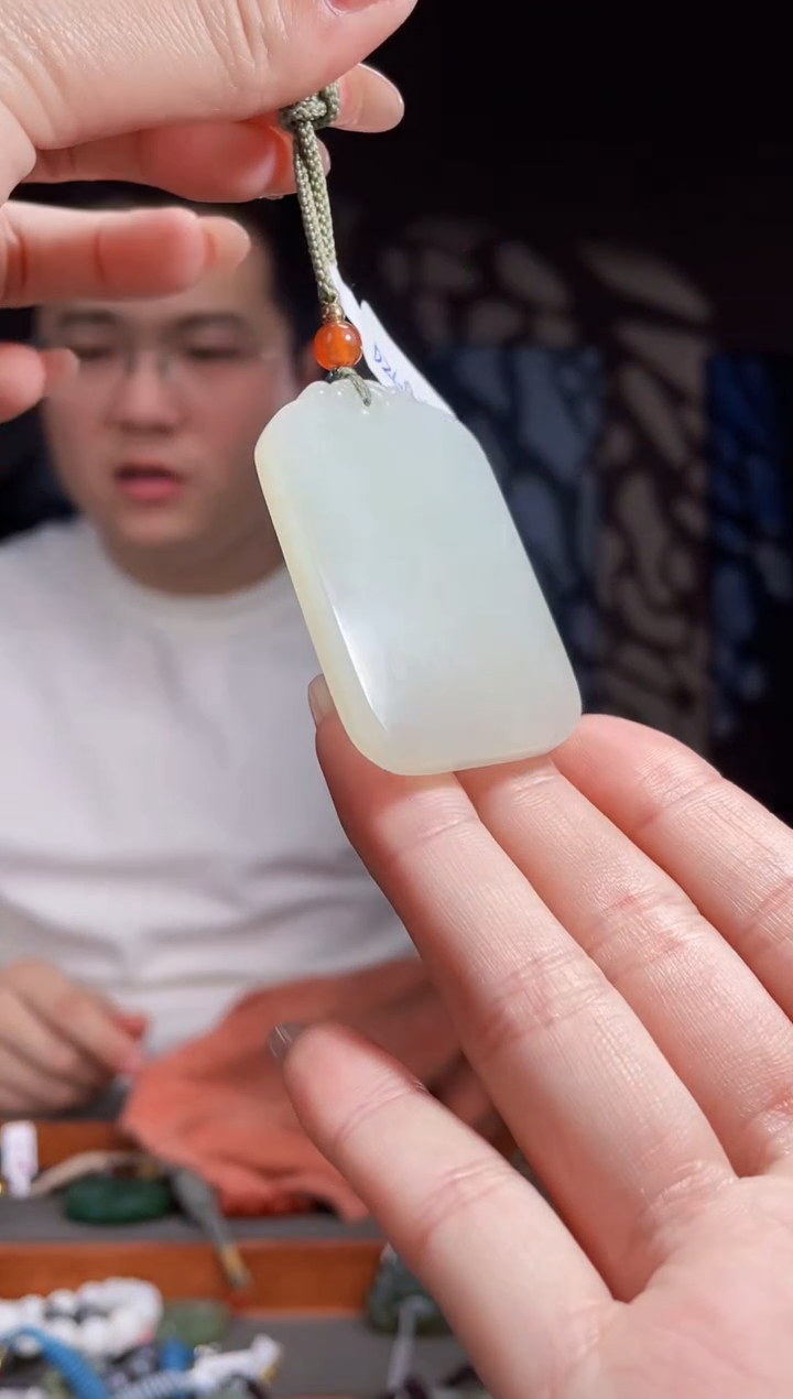 【闪购商品】和田玉颈饰未镶嵌拍一发一