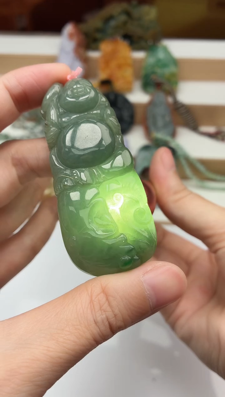 颈饰未镶嵌翡翠牌子