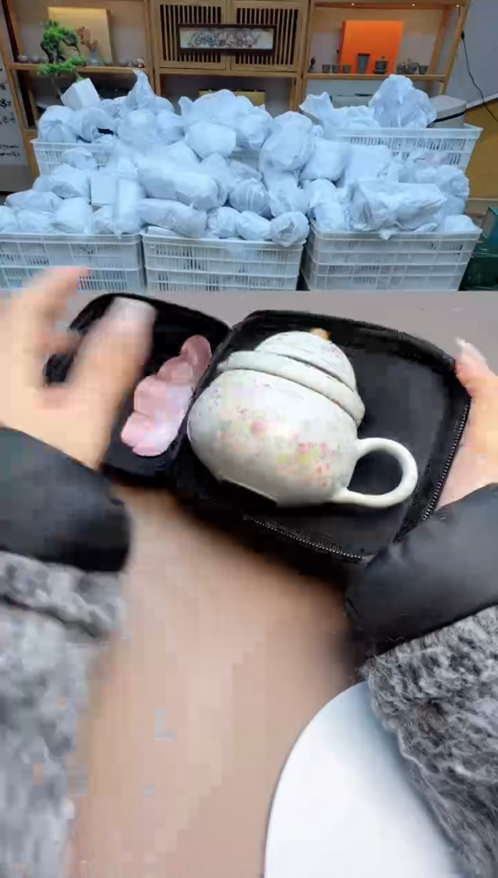 【闪购商品】摆件瓷制品S1111111111111