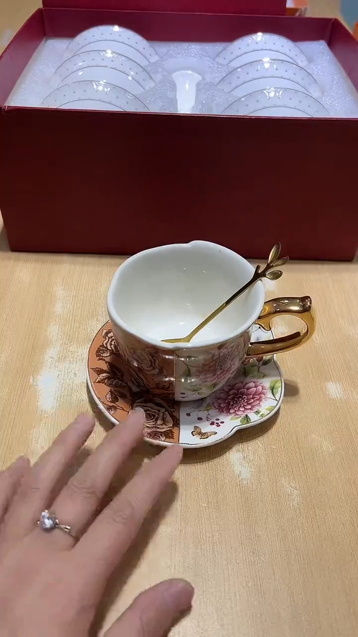 瓷片生活的本意就是开心@@1