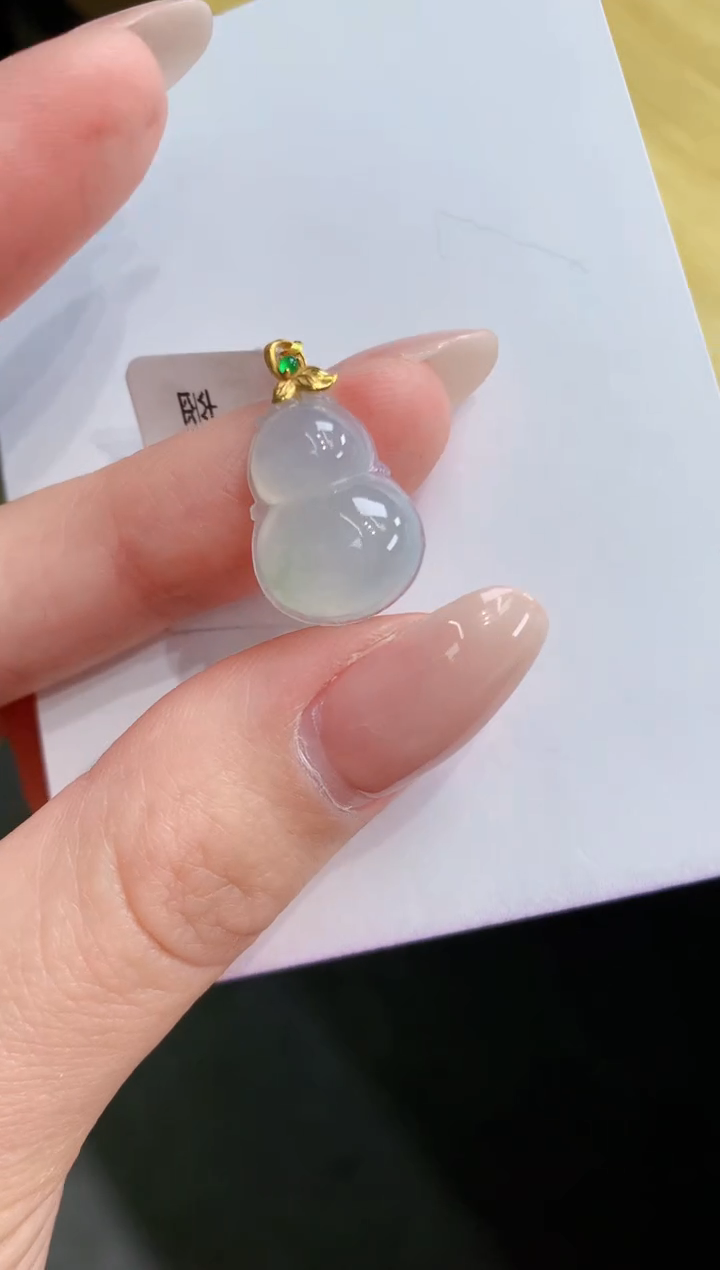 翡翠18K金镶嵌颈饰天然A货翡翠挂件