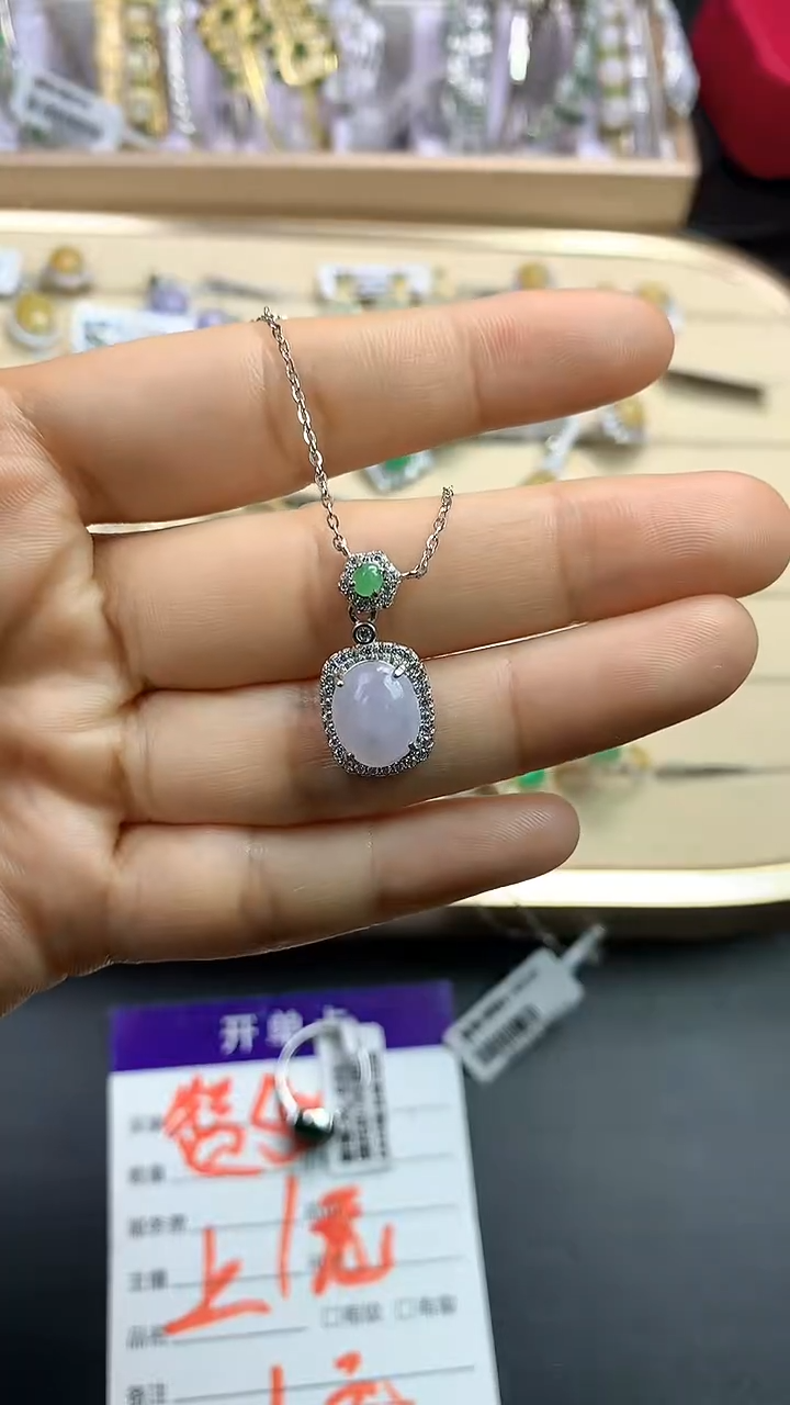 翡翠银S925镶嵌颈饰翡翠 银S925镶嵌 颈饰