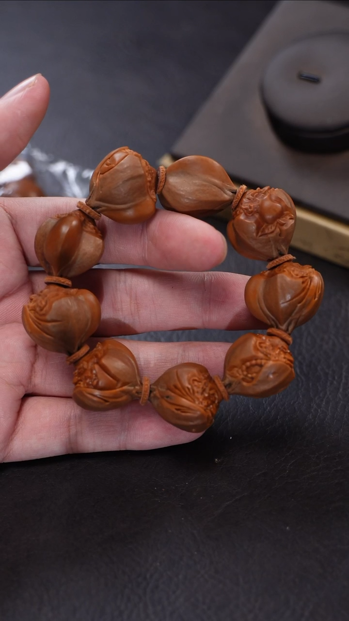 手串/手链橄榄核八万核雕文玩作品
