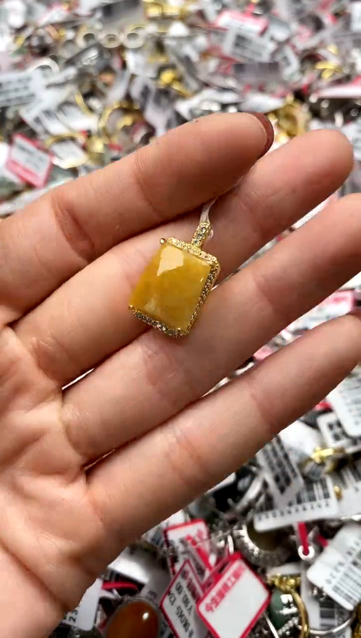 【闪购商品】翡翠戒指银S925镶嵌3333333     1