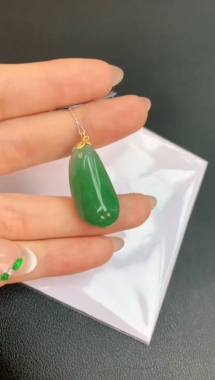 【闪购商品】翡翠颈饰18K金镶嵌赠礼盒证书 珍珍