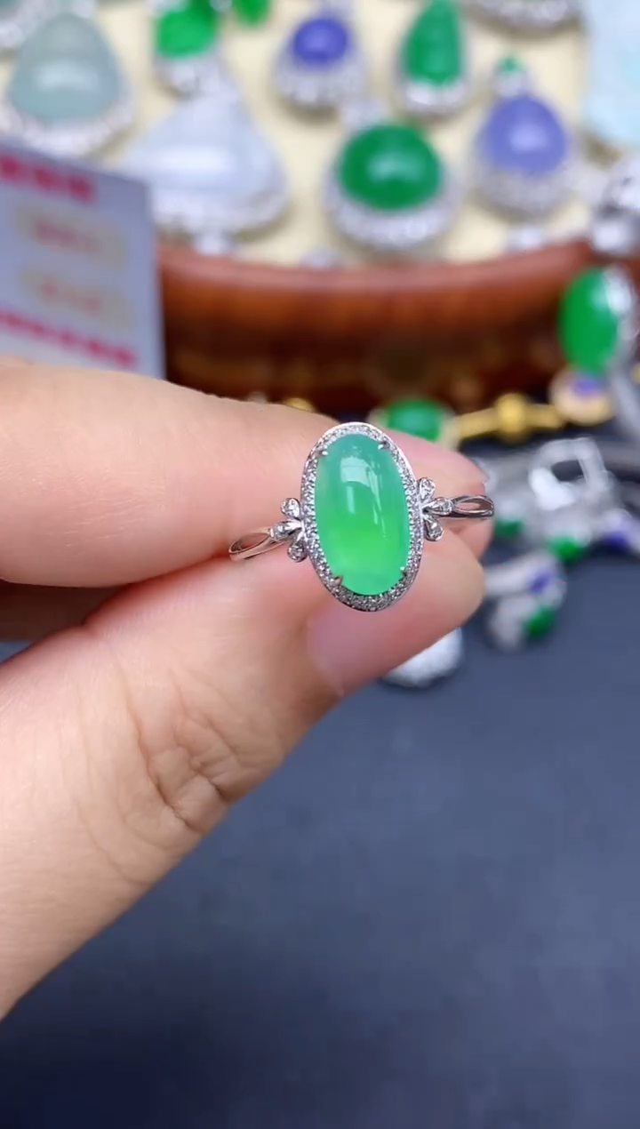 18K金镶嵌戒指翡翠466-中国好珍宝