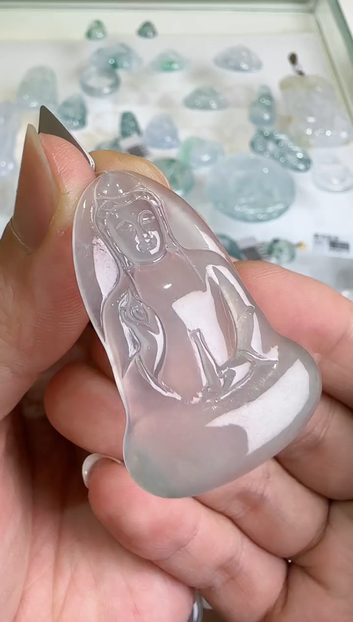 【闪购商品】翡翠吊坠(不含链)未镶嵌··