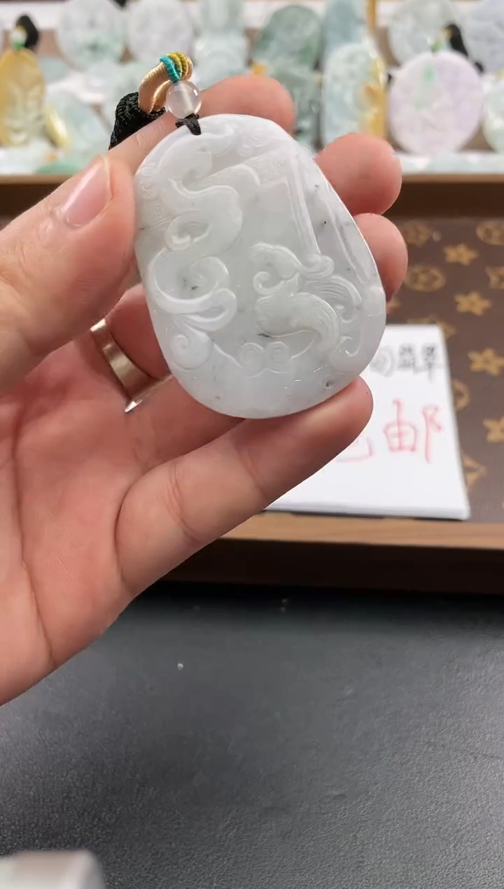 颈饰未镶嵌翡翠25/12/27/.66