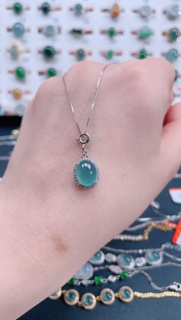 颈饰银S925镶嵌翡翠天然翡翠
