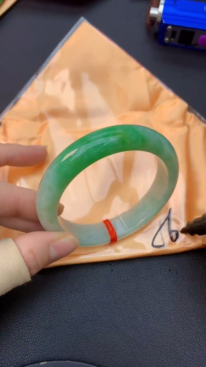 未镶嵌手镯翡翠0232385235