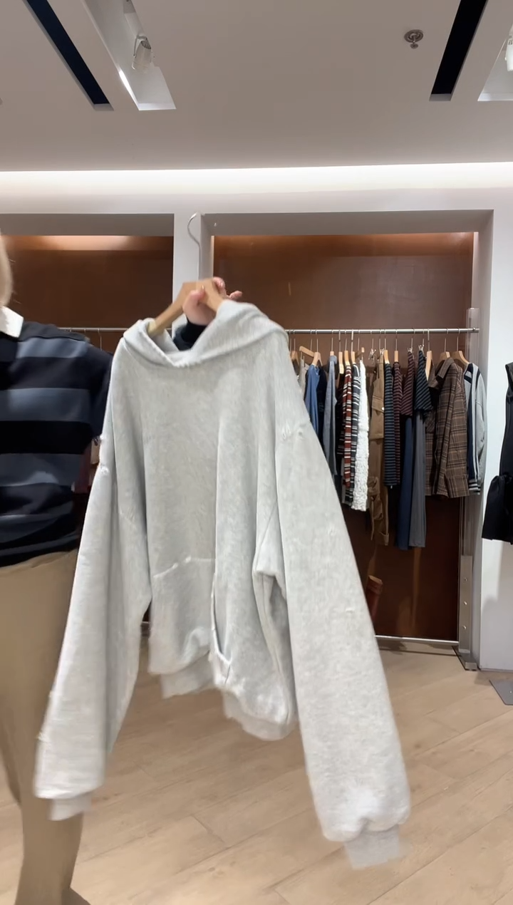 特价不退换 运费到付500包邮 简白副线卫衣原1680M码