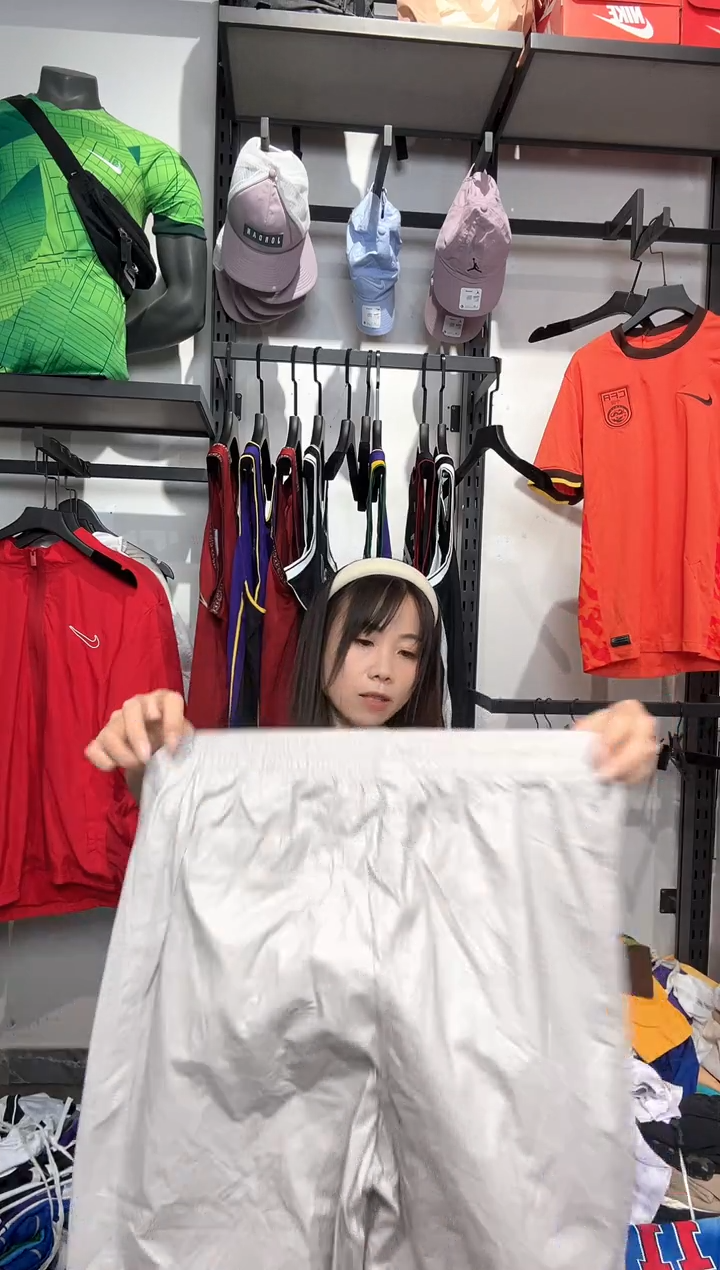 1769 编码 瑕疵款以直播间过款为准 尺码S