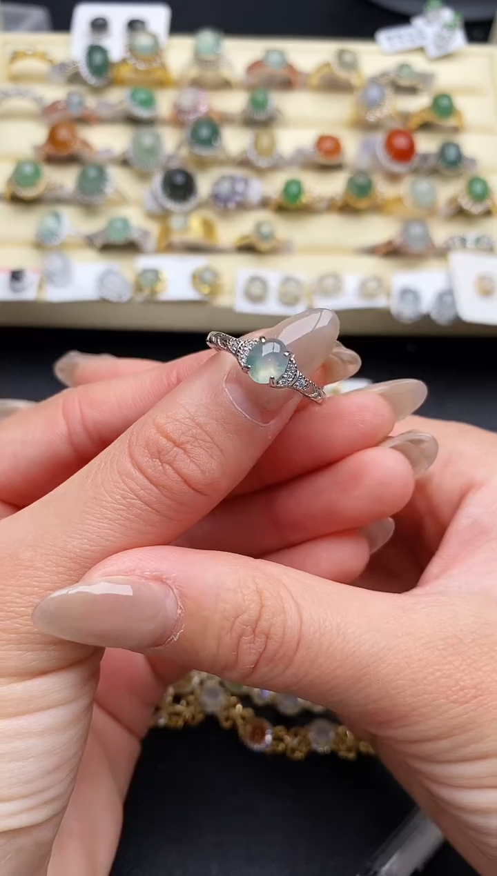 【闪购商品】翡翠戒指银S925镶嵌55555555+6