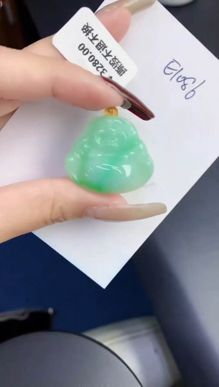 【闪购商品】翡翠颈饰18K金镶嵌0000000000