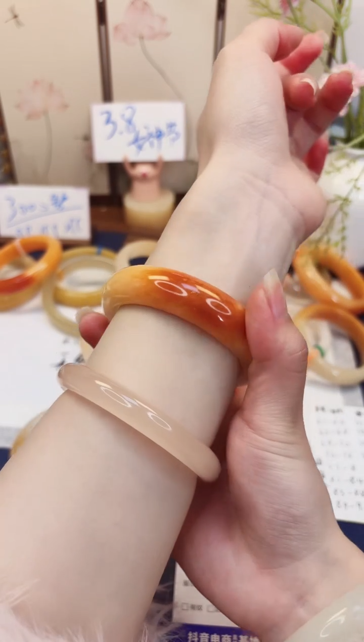 【闪购商品】石英质玉手镯未镶嵌456-财气镯-圈口57