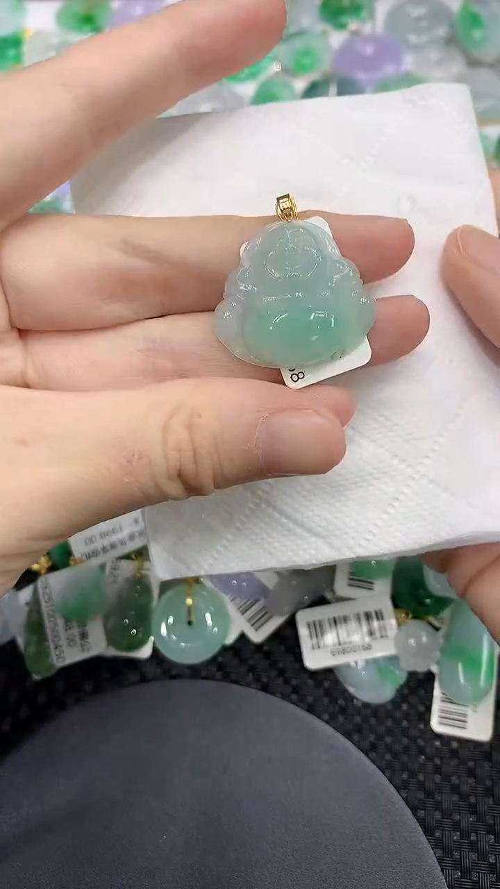 颈饰18K金镶嵌翡翠a货支持复检百元以上9元证书费自理