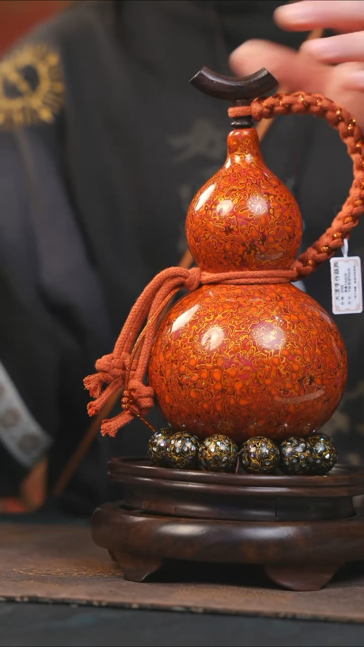 【闪购商品】YV223漆艺酒葫芦不包手串及旋转底座