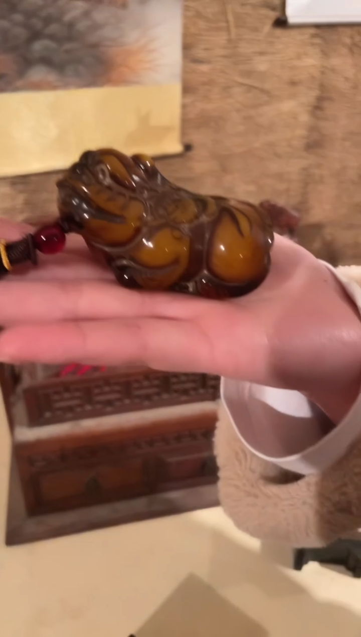 【闪购商品】蜜蜡颈饰未镶嵌老蜜貔貅