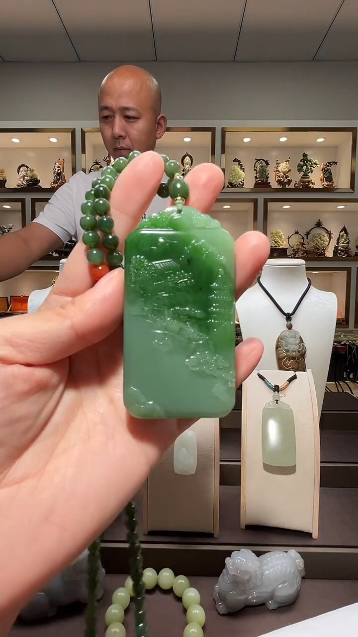 和田玉未镶嵌车挂苏