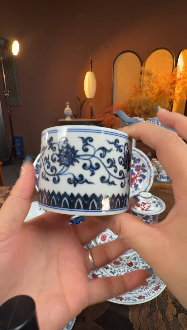 杯子陶瓷三方器合青花缠枝直口杯