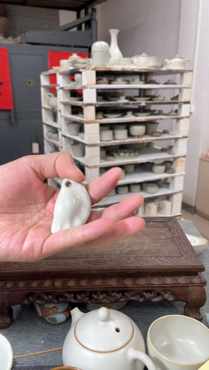 【闪购商品】瓷片月白釉 小水饺 汝意堂
