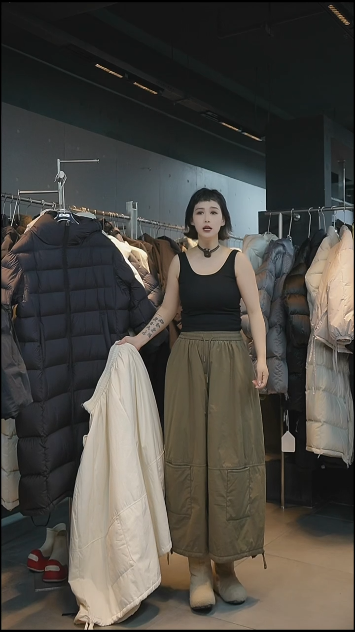 8分绿色裤子8分绿色裤子