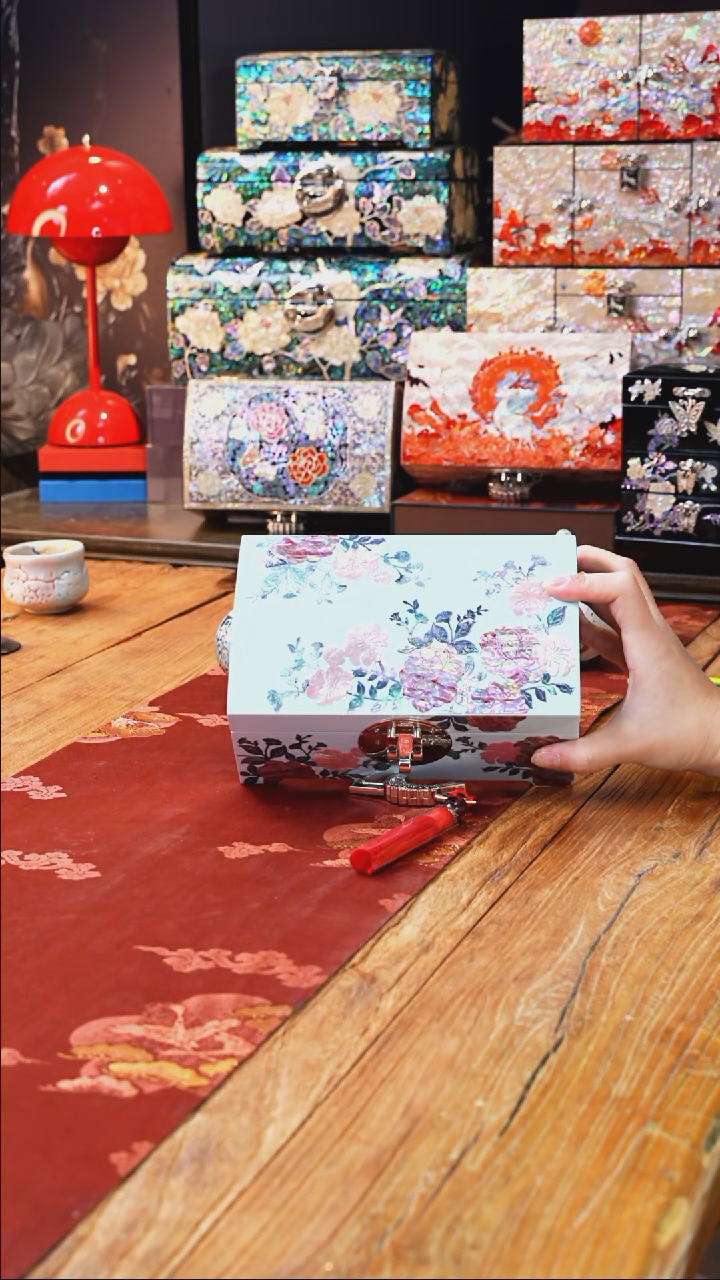 【闪购商品】瓷片豆包儿推荐饰品摆件