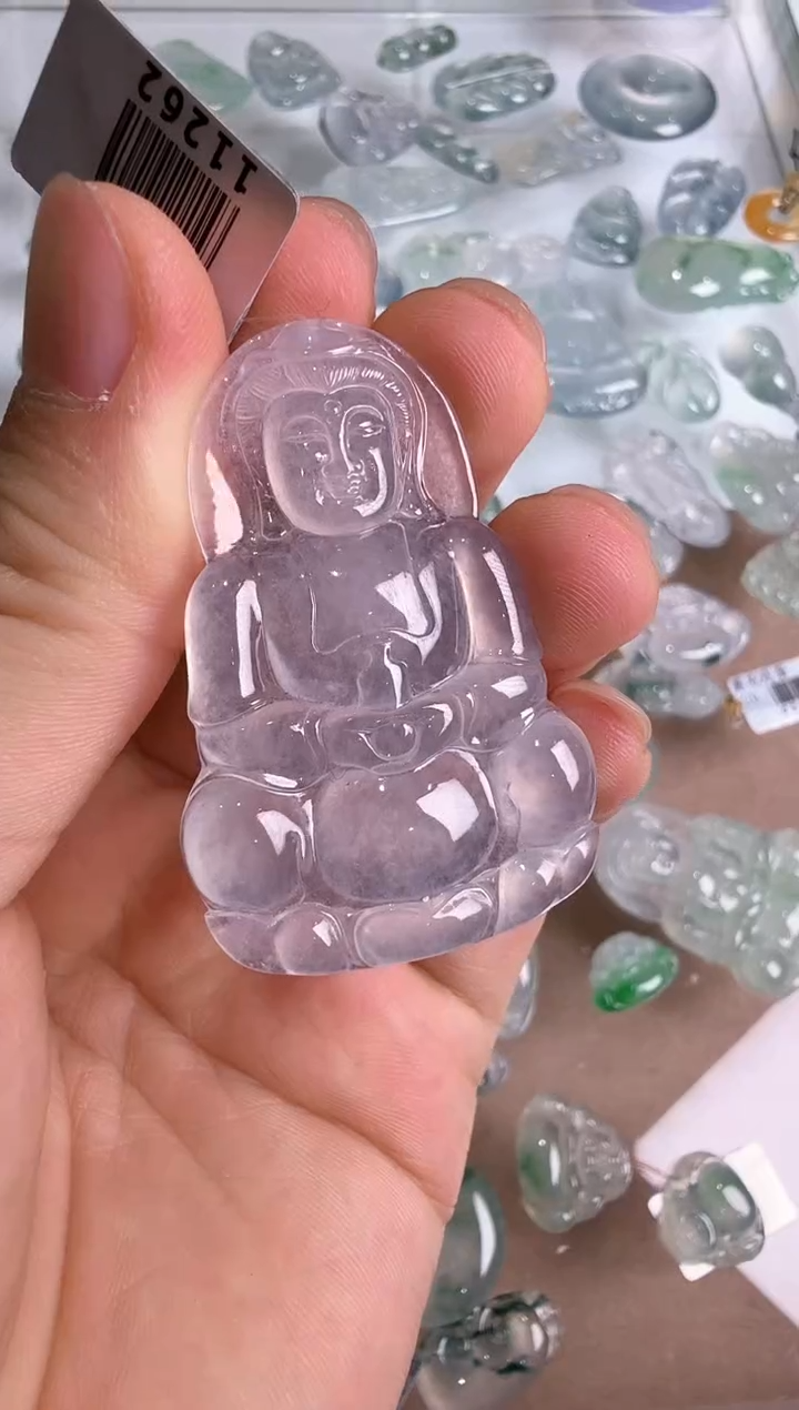 【闪购商品】翡翠吊坠(不含链)未镶嵌··