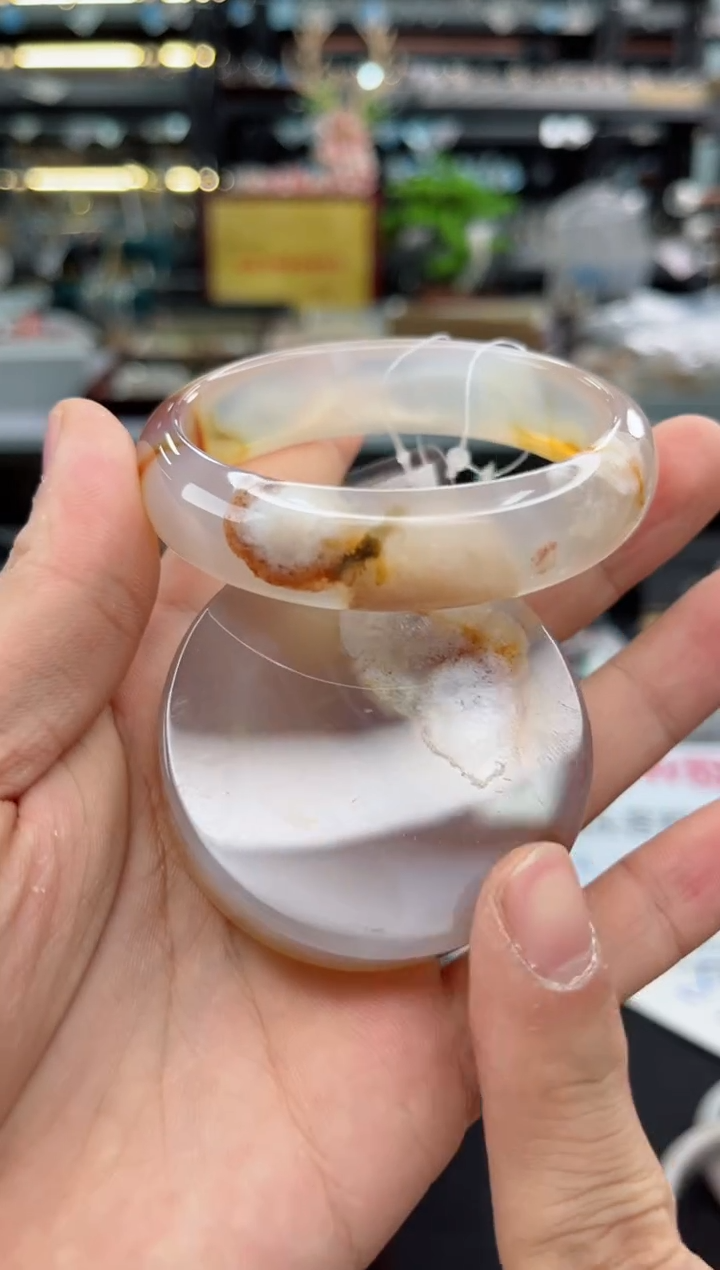 【闪购商品】石英质玉手镯未镶嵌56圈口（赠品镯心）35572221