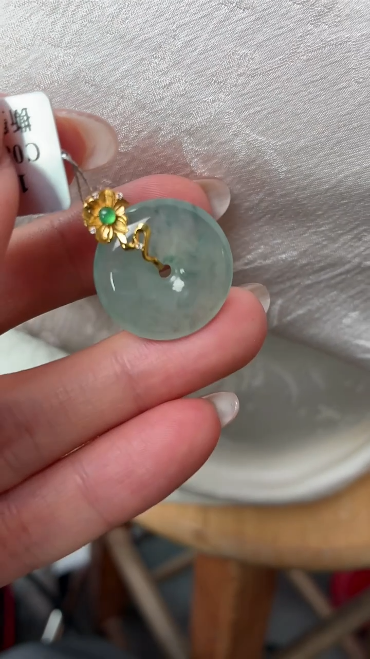 吊坠(不含链)18K金镶嵌翡翠平安扣