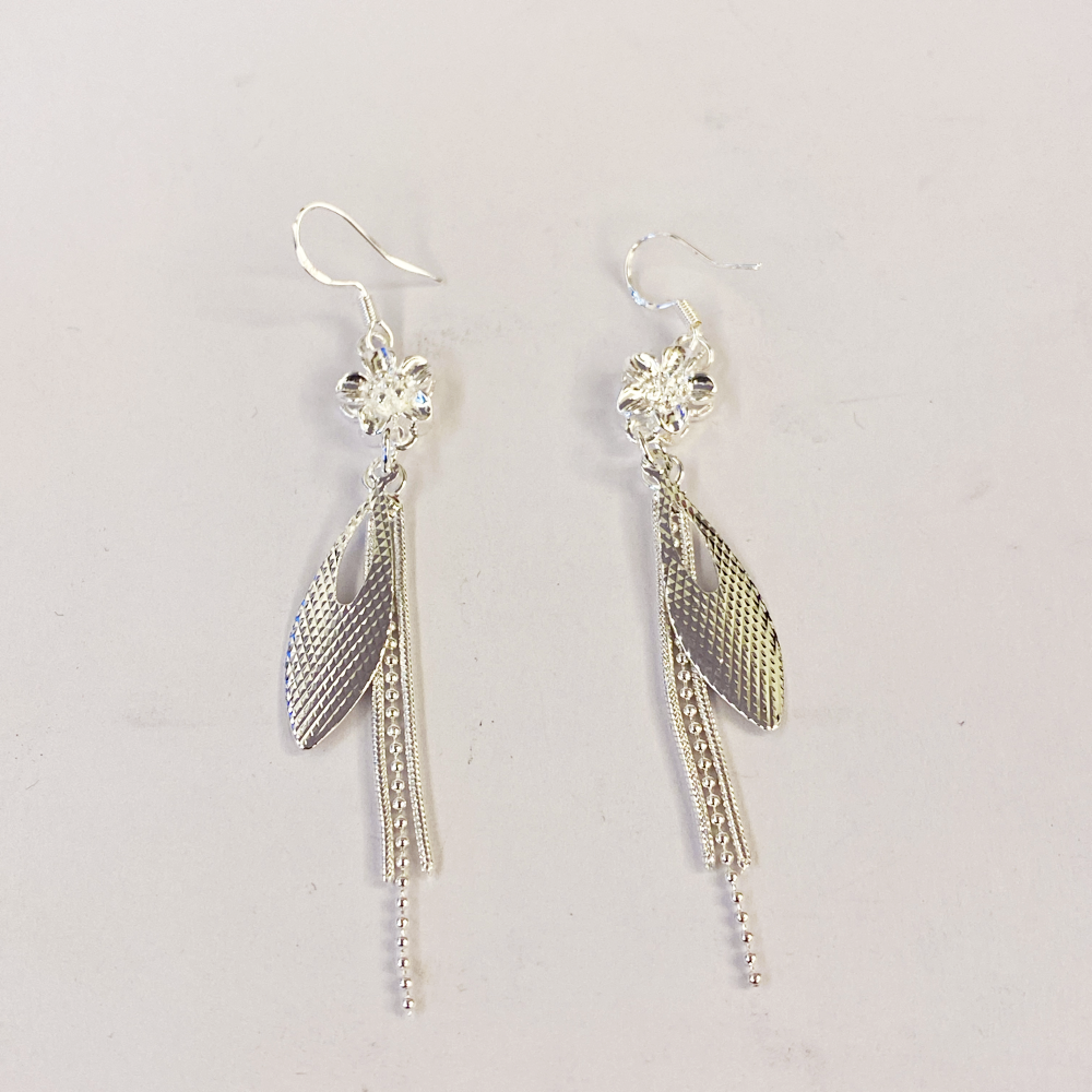  编号20  精美金枝玉叶花朵流苏耳环 