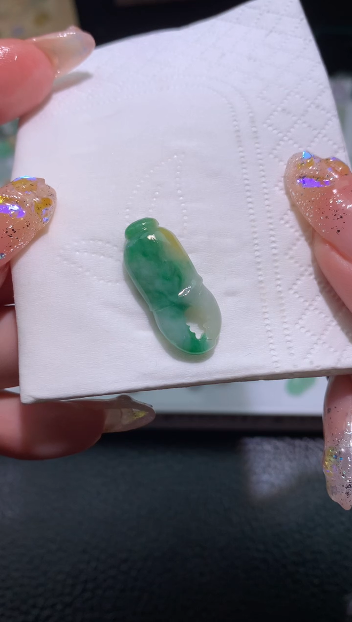 【闪购商品】定制翡翠未镶嵌蟹钳