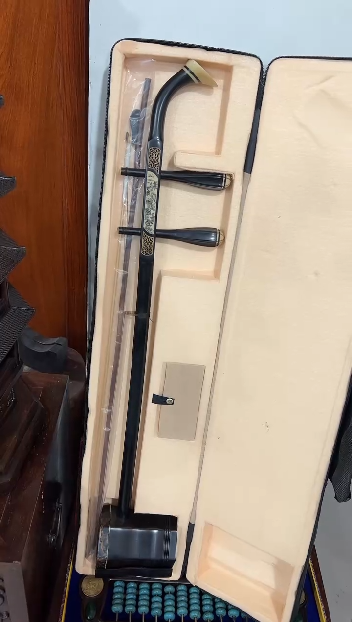 紫檀木二胡一套1