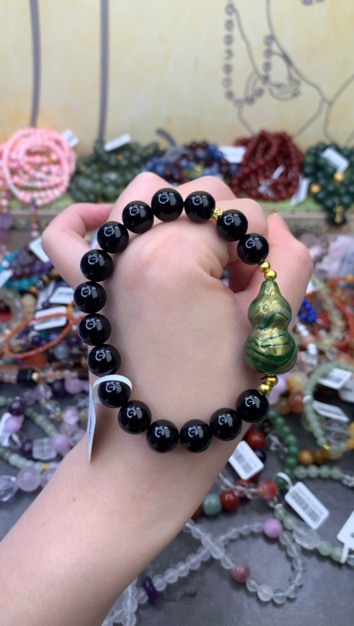 未镶嵌玛瑙手饰413