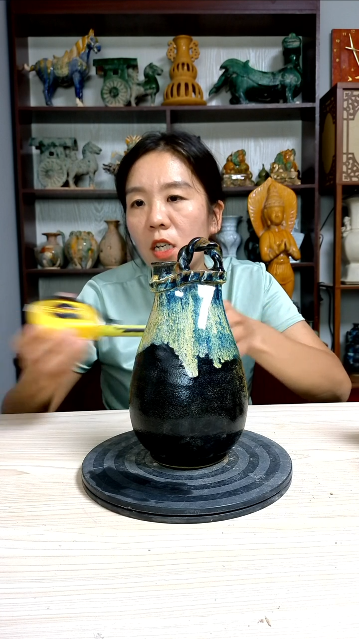 经典精美复古风格瓷器