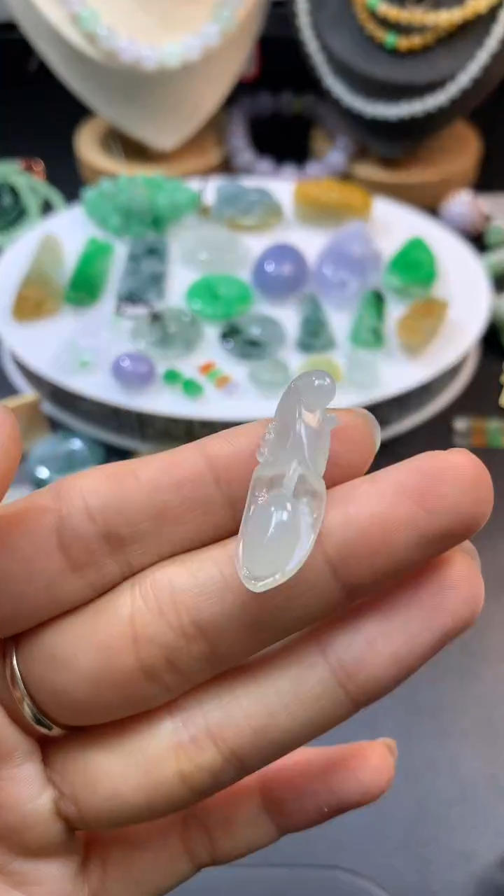 【闪购商品】定制翡翠未镶嵌翡翠