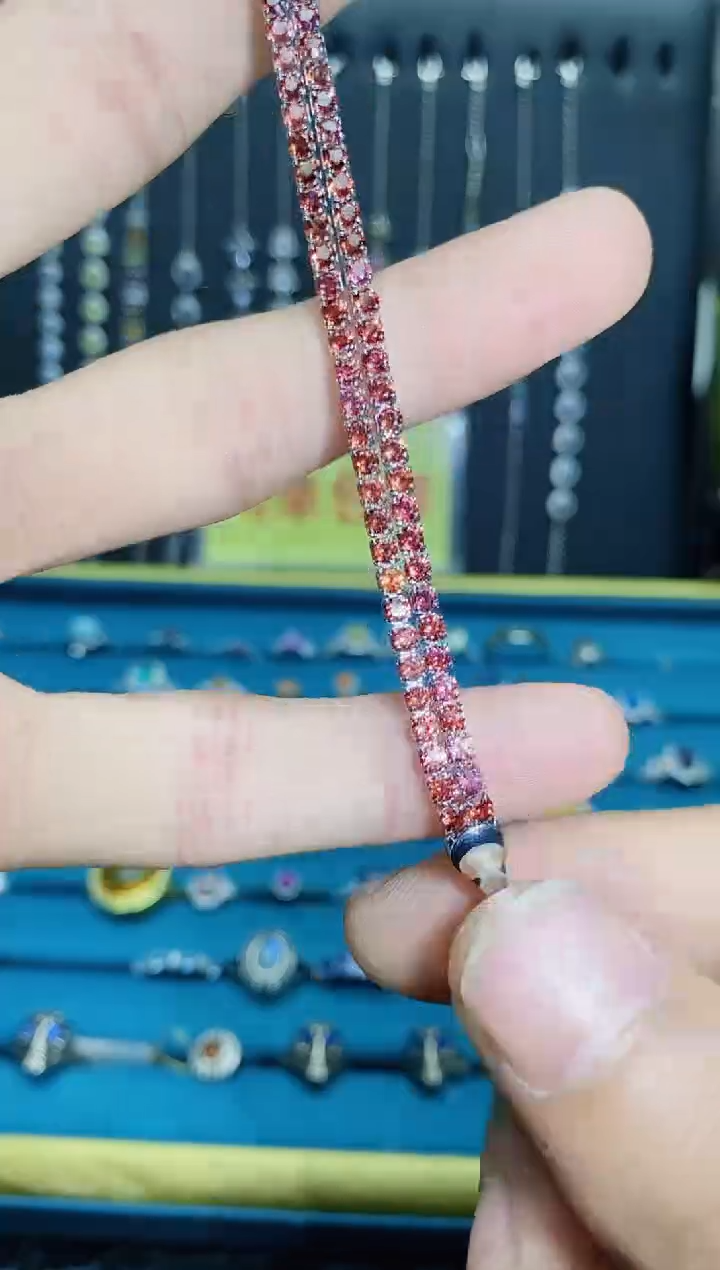 【闪购商品】石榴石手链银S925镶嵌1121