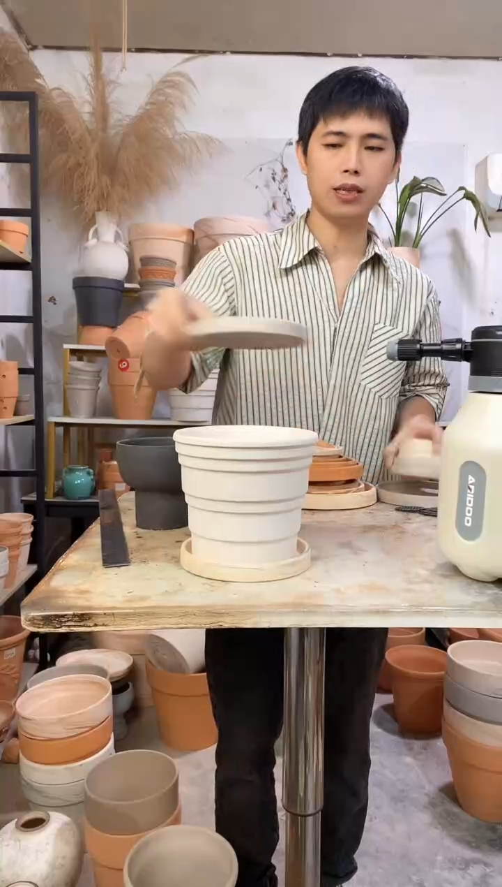 16*14白色竹节 1盆1托 灰白陶托盘