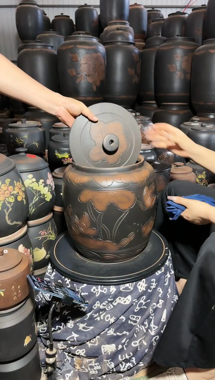 壶瑕疵水缸 13升 荷花 278