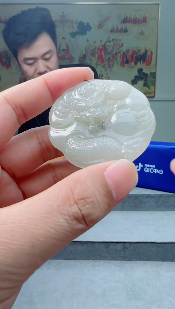 【闪购商品】翡翠颈饰未镶嵌1111111111