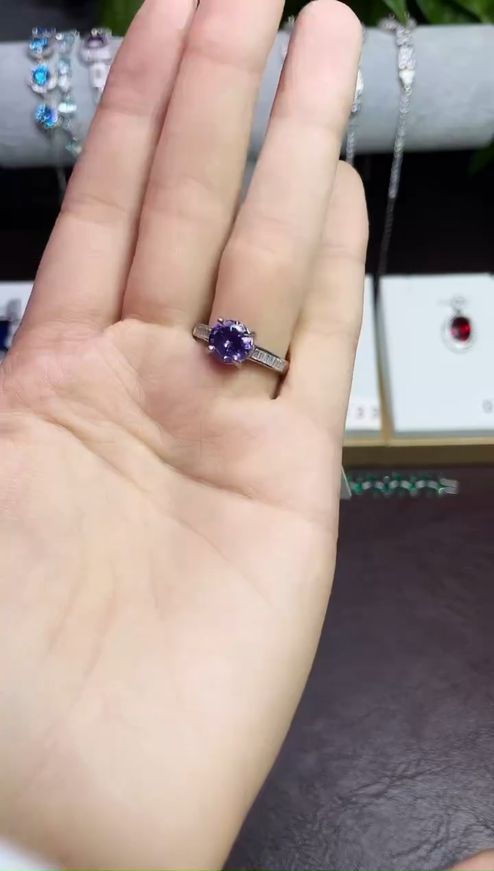 合金合成钻石紫宝戒指